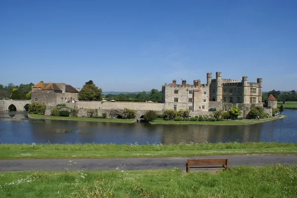 Leeds Castle i Maidstone, Kent, England, Europa — Stockfoto