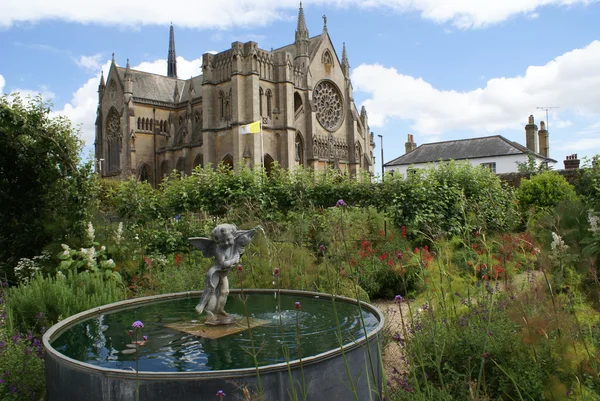 A Fitzalan kápolna. Arundel vártemplom & kert, Arundel, West Sussex, Anglia — Stock Fotó