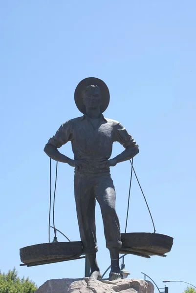 Estátua de Bronze de El Cenachero em Málaga, Andaluzia, Espanha — Fotografia de Stock