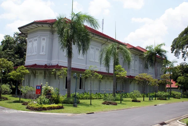 Suan Bua Residential Hall, Dusit Palace in Bangkok, Thailand, Asia — Stock Photo, Image