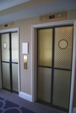 Asansörler. Asansörler