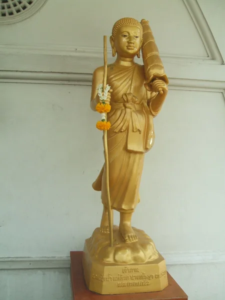 Standbeeld van Boeddha in een tempel in Bangkok, Thailand, Azië — Stockfoto