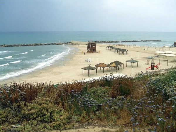 Vista aérea da praia da cidade de Tel-Aviv em Israel — Fotografia de Stock