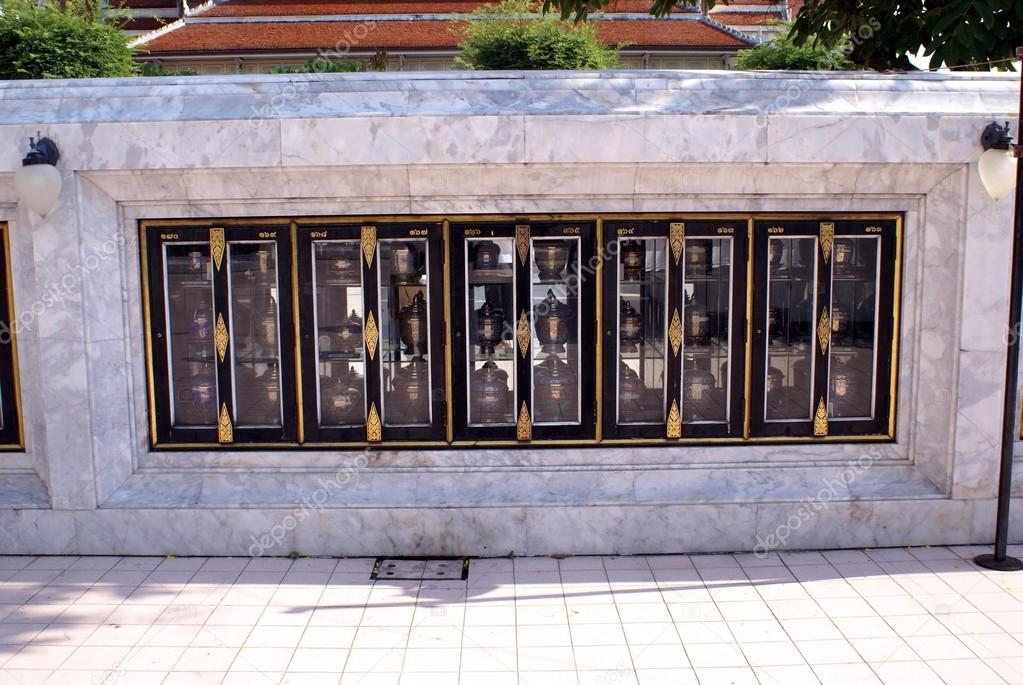 memorial place for the departed at Wat Intharawihan in Bangkok, Thailand, Asia