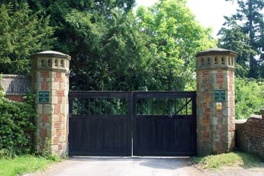 Kulenin kapısı Demlikli eski kapısı