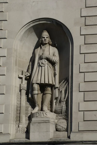 Estátua de Dias no Alto Comissariado da África do Sul em Trafalgar Square, Londres, Inglaterra — Fotografia de Stock