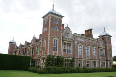 kubbeli kuleleri ile eski mimari