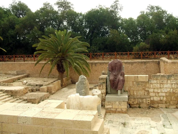 Le rovine romane di Cesarea Maritima in Israele — Foto Stock