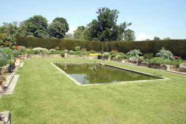 Hever Kalesi batık Garden İngiltere'de çeşme