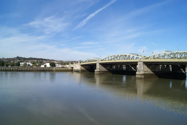 Pont Rochester sur la rivière Medway en Angleterre — Photo