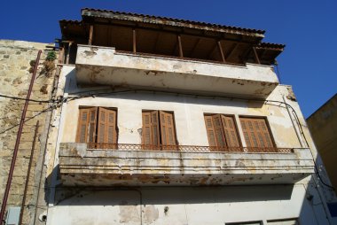 çekim windows ile eski balkon