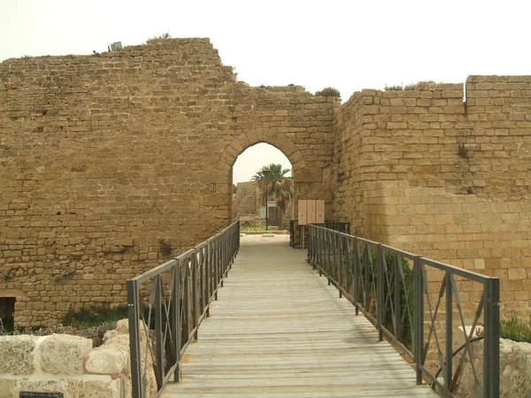 Roman castle entrance in Caesarea Maritima in Israel — Stock Photo, Image