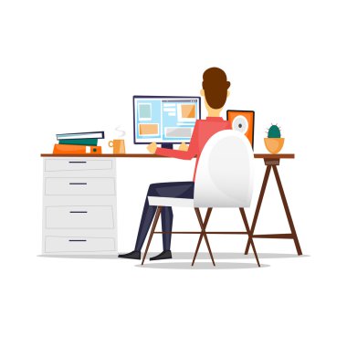 Bilgisayarda çalışan adam.