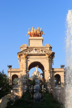 Barcelona'da Parc de la Ciutadella park çeşme