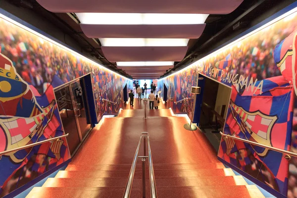 Piłkarski Stadion Camp Nou graczy tunelu w Barcelonie — Zdjęcie stockowe