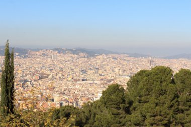 Barcelona cityscape panorama Montjuic, İspanya üzerinden görüldü