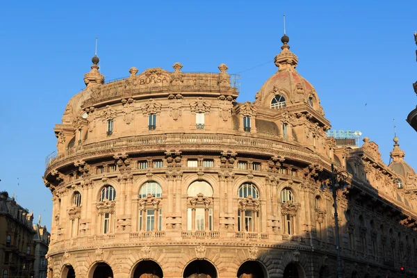Palace Palazzo della Nuova Borsa Valori at Piazza de Ferrari, Genoa, Italy — Stock Photo, Image