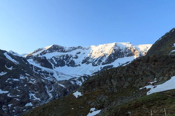 Bergsneeuwpanorama Met Gletsjer Taschachferner Blauwe Lucht Tiroolse Alpen Oostenrijk — Stockfoto