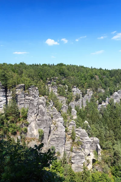 Panorama with typical rock pinnacles at Bastei in Rathen, Saxon Switzerland — Stock Photo, Image