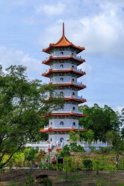 Jurong Lake Gardens, Singapur 'daki Çin Bahçesinde Bulut Pagoda