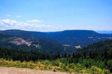 Granit taş ocağı Seebach ile Black Forest Hill Panorama, Almanya