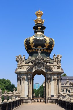 Taç kapısı Kronentor sarayında Zwinger, Dresden
