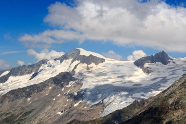 Dağ zirvesi Grossvenediger Güney yüzü ve buzul Hohe Tauern Alps, Avusturya için