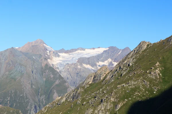 Gletsjer bergpanorama met Malhamspitzen in Hohe Tauern Alps, Oostenrijk — Stockfoto