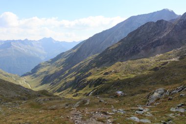 Hohe Tauern Alps, Avusturya için Alp kulübe Eisseehutte ve dağ panorama