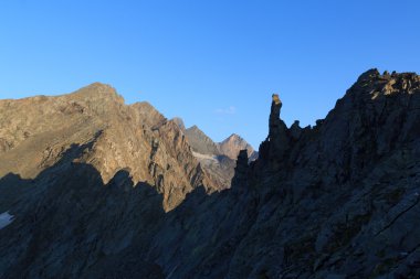 Dağ panorama adlı gündoğumu Hohe Tauern Alps, Avusturya için