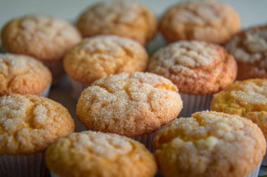 Ev yapımı şekerli keklerin yakın çekim görüntüsü