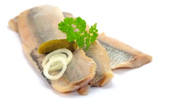 Matjes filetosu beyaz arkaplanda