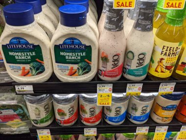 Satın Almak İçin Kullanılabilir Çeşitli Salata Soyunma Şişeleri