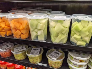 Satın Almak İçin Çeşitli Meyveler