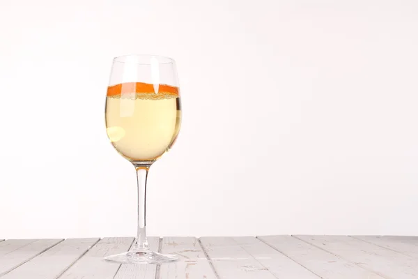 Dolce cocktail. Sparkler con bicchiere di champagne — Foto Stock