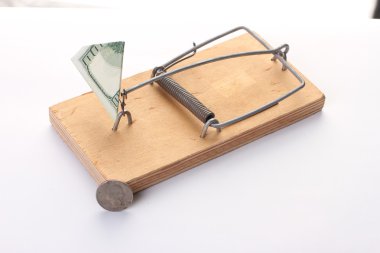 Fare kapanında para