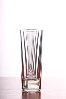 Gözlük ve alkollü içki