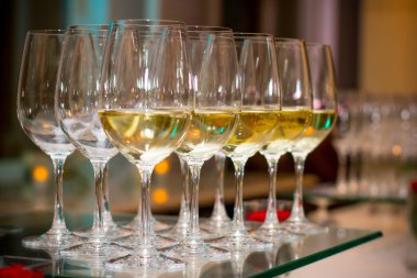 Masada şarap bardakları