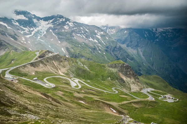 Grossglockner route de montagne à l'heure d'été en Autriche — Photo