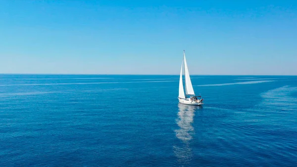 Aerial view of sailing luxury yacht at opened sea at sunny day in Croatia — Stock Photo, Image