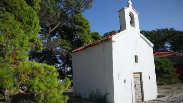 Kilise Adriyatik Denizi üzerinde St. Nicholas Adası. Karadağ — Stok video