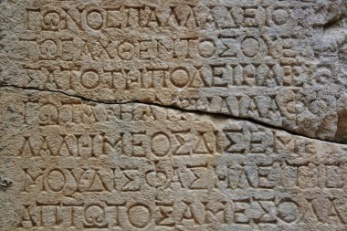 Phaselis taş üzerindeki eski harfler
