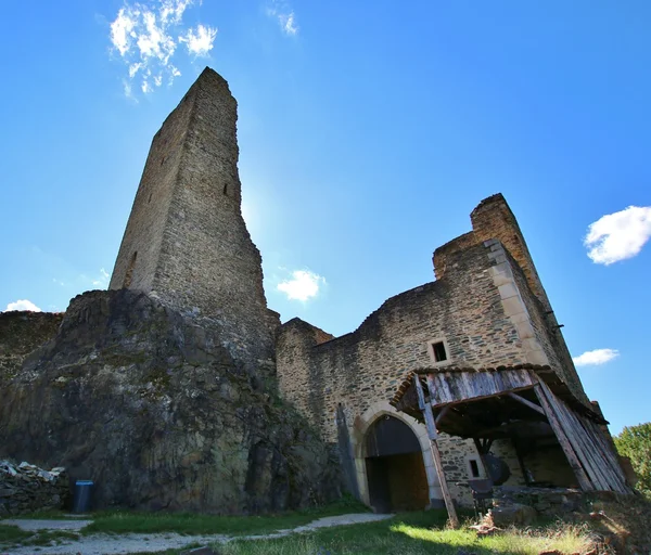 Medeltida slottsruiner — Stockfoto