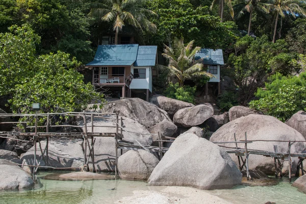 Pequeña villa en la playa — Foto de Stock