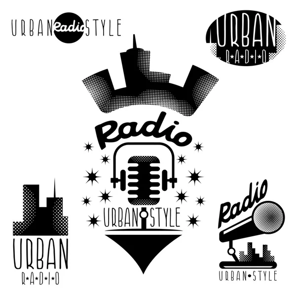 Etichette vintage di radio urbana con microfono e cuffie — Vettoriale Stock