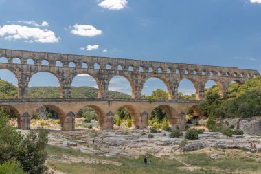 Pont du gard, Fransa, Avrupa 'da Nimes' e yakın ünlü bir müktesebat köprüsü.