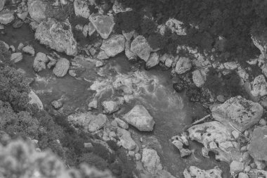 Dağların manzarası ve Fransa 'nın güneyindeki Verdon vadisi.