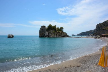 İtalya Palinuro 'da nadir görülen eşsiz ve görkemli İtalyan uçurumları