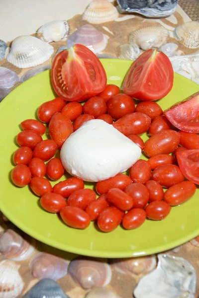 Olasz Előétel Mozzarella Paradicsom Oregánó Olaj — Stock Fotó