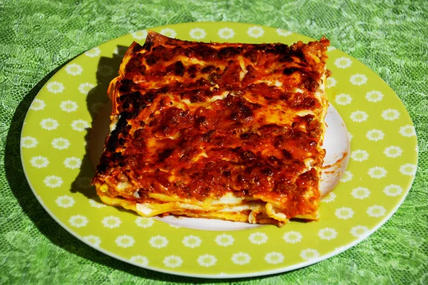 Masakan Italia Buatan Sendiri Lasagna Bolognese Asli Hanya Dengan Ragout — Stok Foto